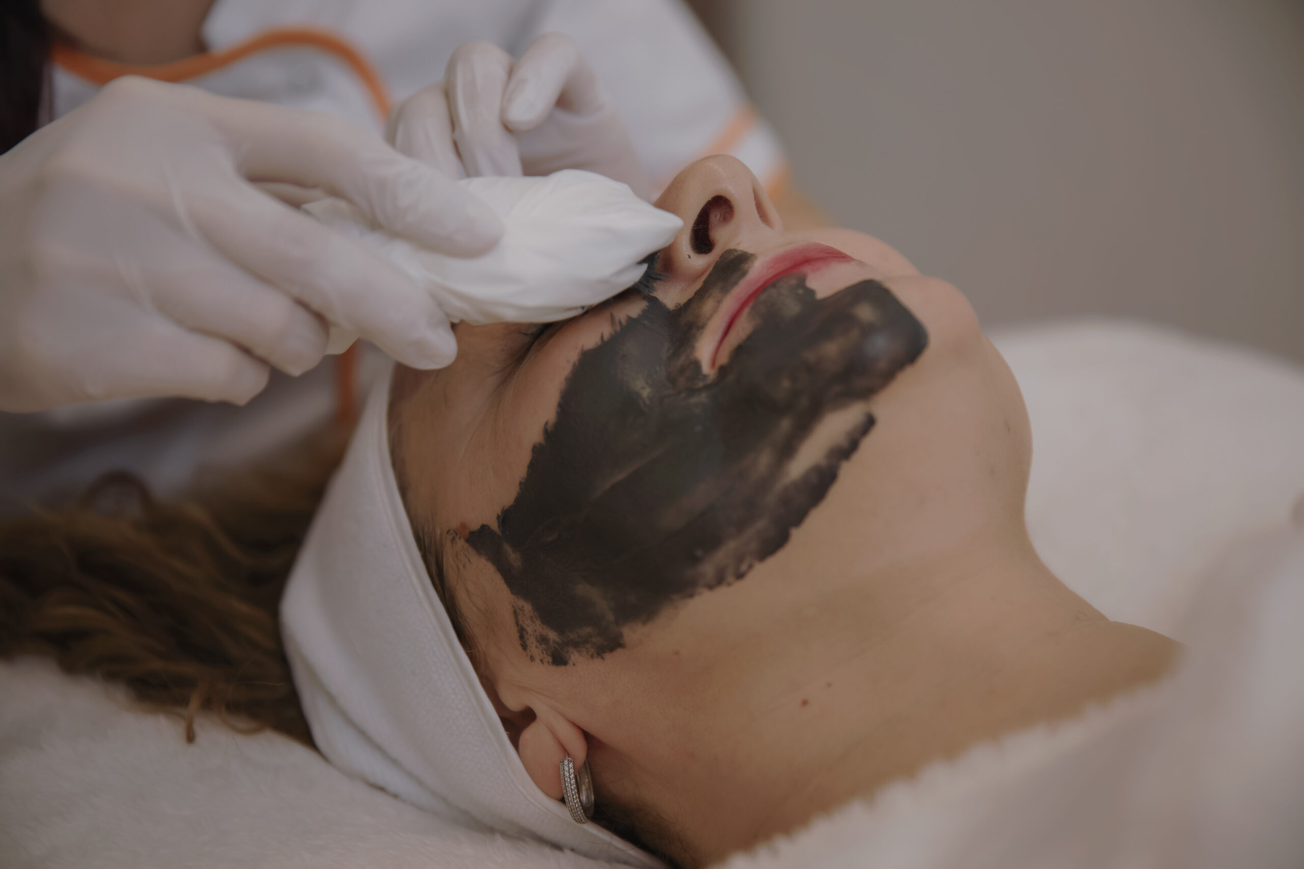 Gesichtsbehandlung Entgiftung und Beruhigung